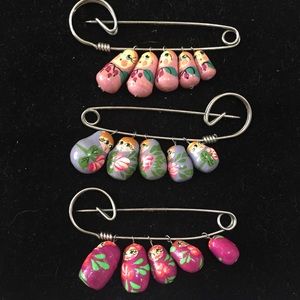 Vintage Russian babooshka nesting dolls pin brooch